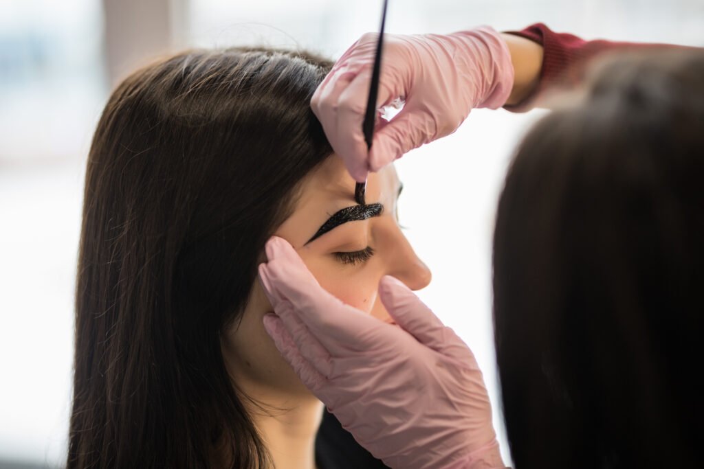Brow Wax And Tint Course: Skills You’ll Learn