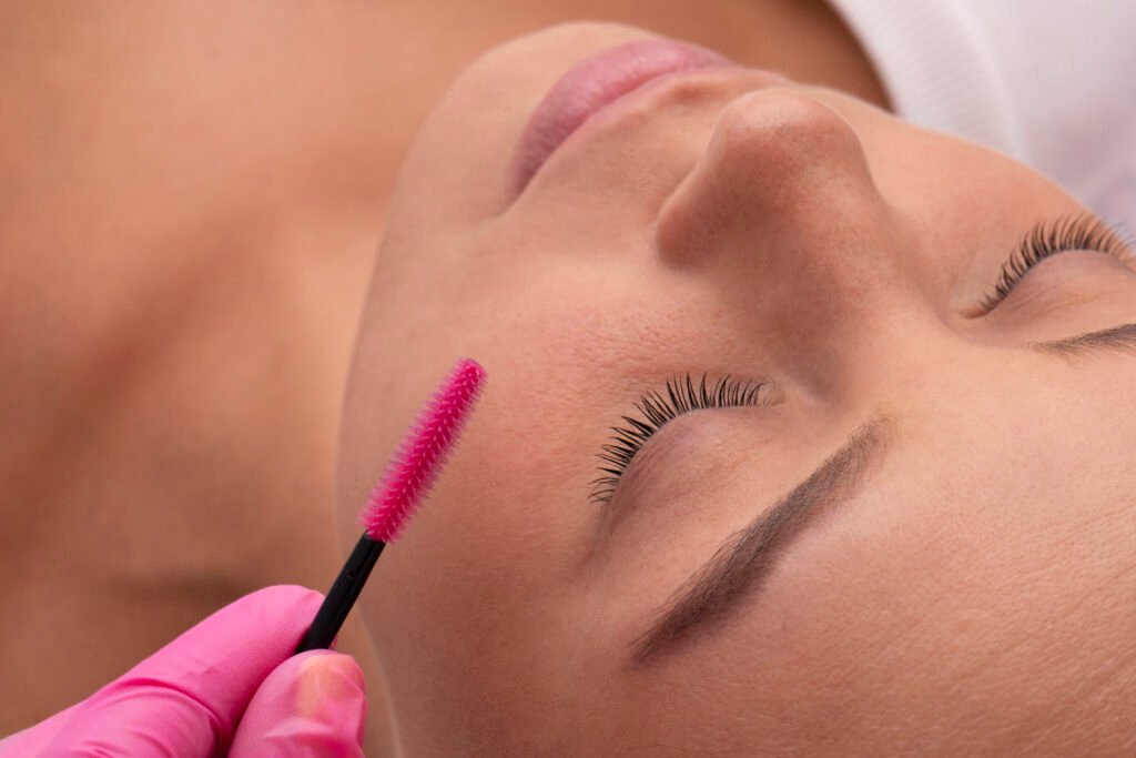 Lash Extension Course: 5 Things You Need To Know