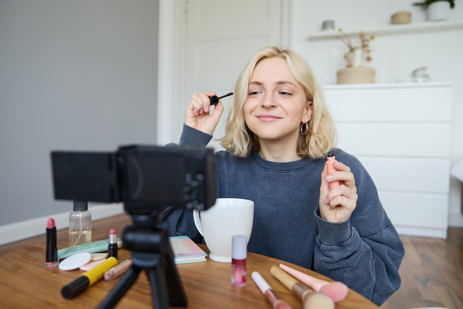 Online Beauty Courses: Are They Worth It? What To Look For